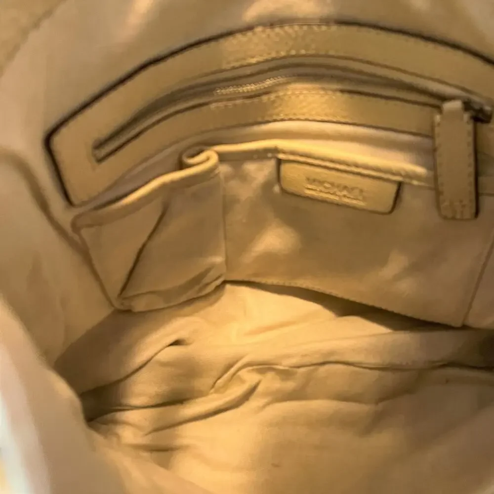 Michael Kors Cream Leather Ranger Hobo Bag Womens Pebbled Slouchy Handbag Purse